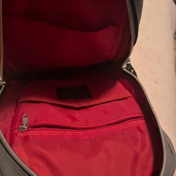 Harvest Label | Urban Sling Pack - Picture 5 of 11